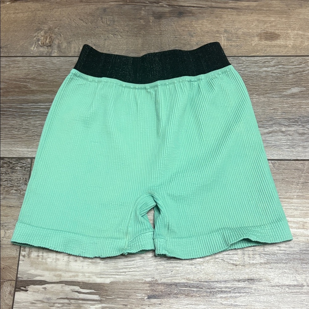 NWOT FP Movement Happiness Runs Prajna Shorts M/L Green - Picture 2 of 5